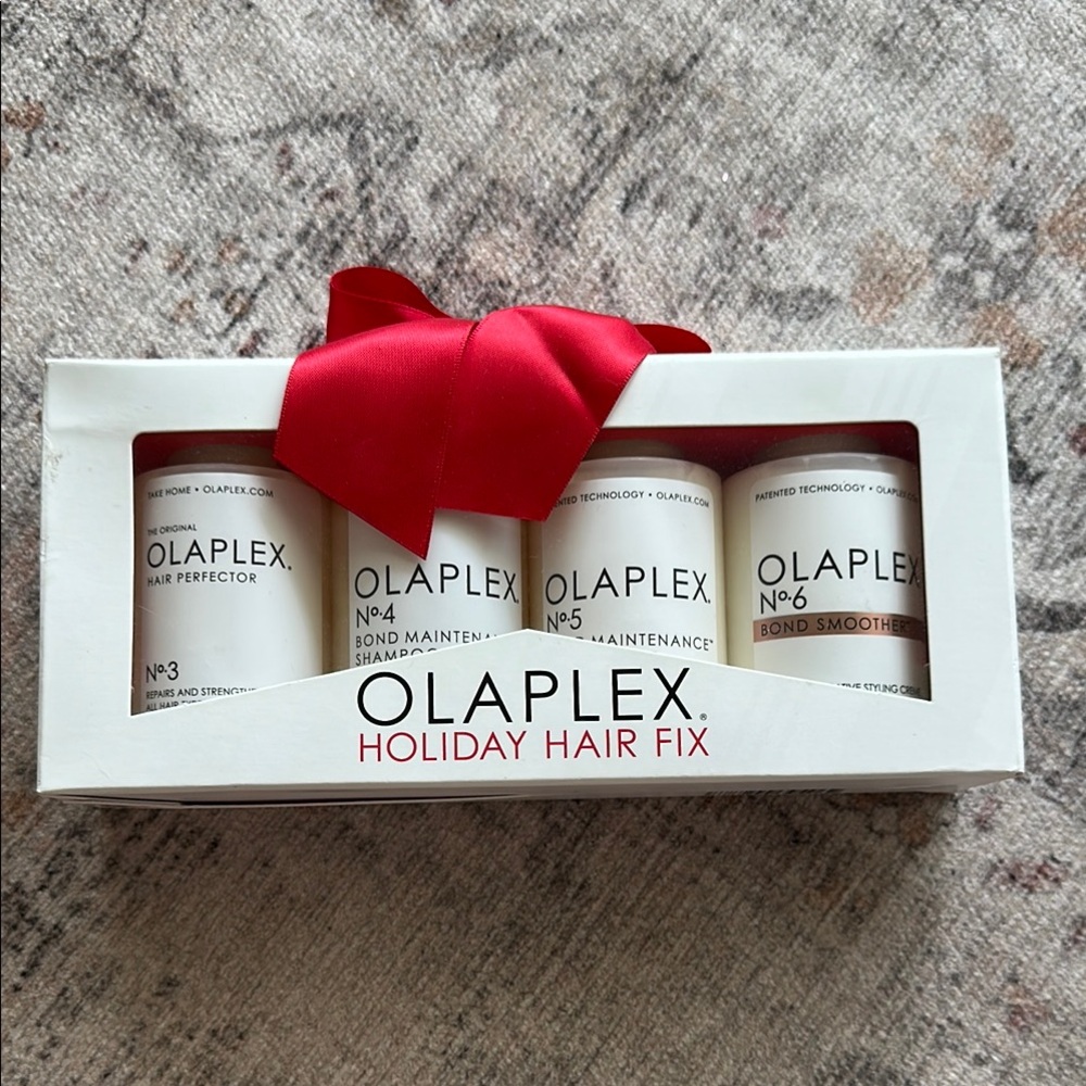 OLAPLEX Holiday Hair Care Set with